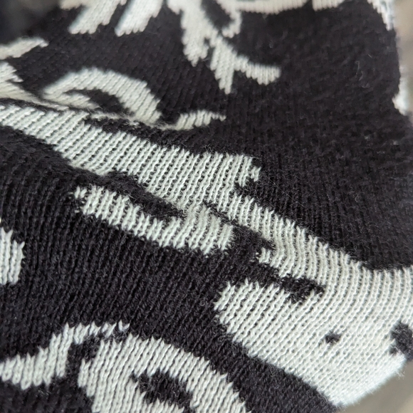 Elegant Vintage Alfani Geometric design Black & White Reversable Sweater/Jacket - Picture 6 of 16